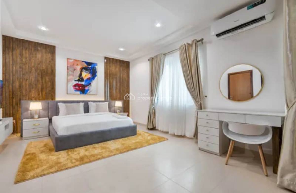 a Luxury Fully Furnished 3 Bedroom Flat, Lekki Phase 1, Lekki, Lagos, House Short Let