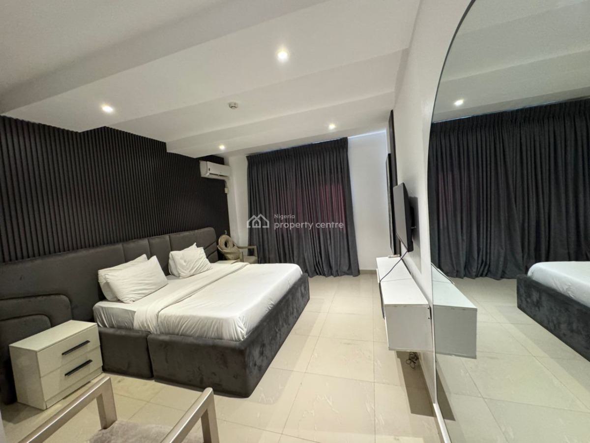 Luxury Fully Furnished Water Front 3 Bed Room, Off Admiralty Road, Lekki Phase 1, Lekki, Lagos, Flat / Apartment for Sale