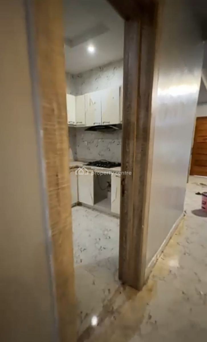 Clean Downstairs Bedroom Inside a Shared Apartment{video}, Van Daniels Estate Orchid Road, Lekki, Lagos, Self Contain (single Rooms) for Rent