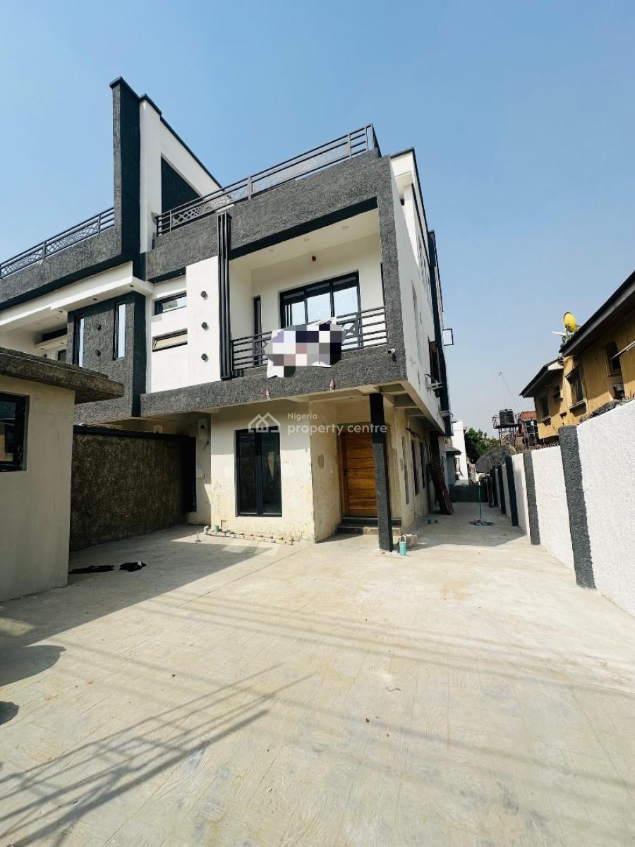 Deluxe 5 Bedroom Semi Detached Duplex with Bq, Gra Phase 2, Magodo, Lagos, Semi-detached Duplex for Rent