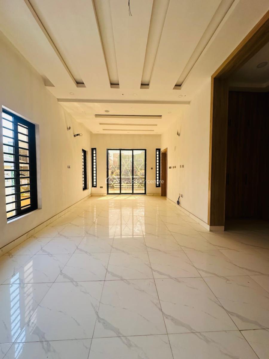 Deluxe 5 Bedroom Semi Detached Duplex with Bq, Gra Phase 2, Magodo, Lagos, Semi-detached Duplex for Rent