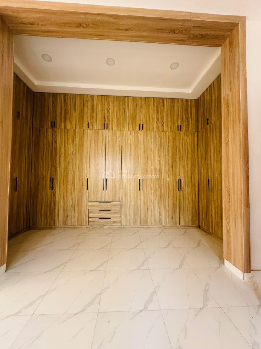 Deluxe 5 Bedroom Semi Detached Duplex with Bq, Gra Phase 2, Magodo, Lagos, Semi-detached Duplex for Rent