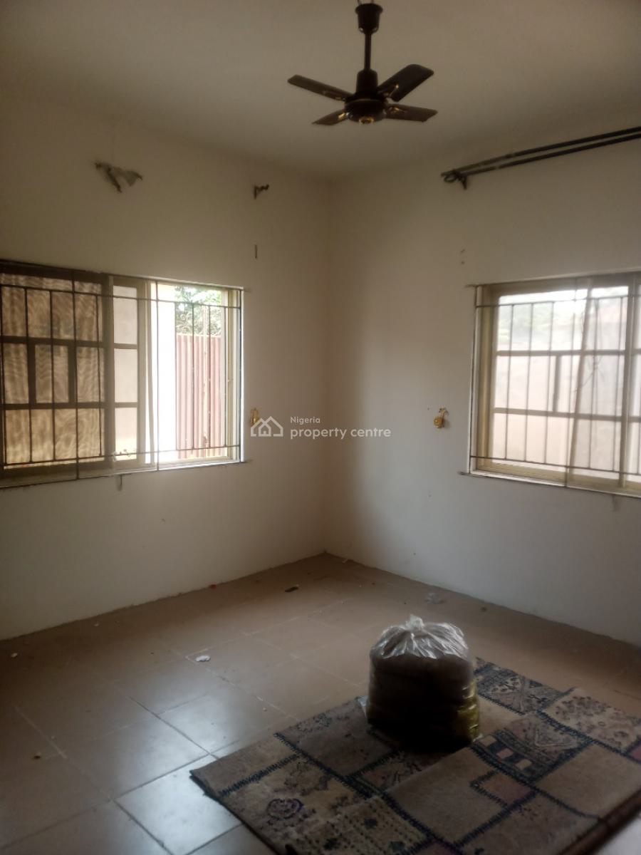 Very Spacious and Well Maintained Room and Parlour Apartment, Behind Living Spring School, Awoyaya, Ibeju Lekki, Lagos, Mini Flat (room and Parlour) for Rent