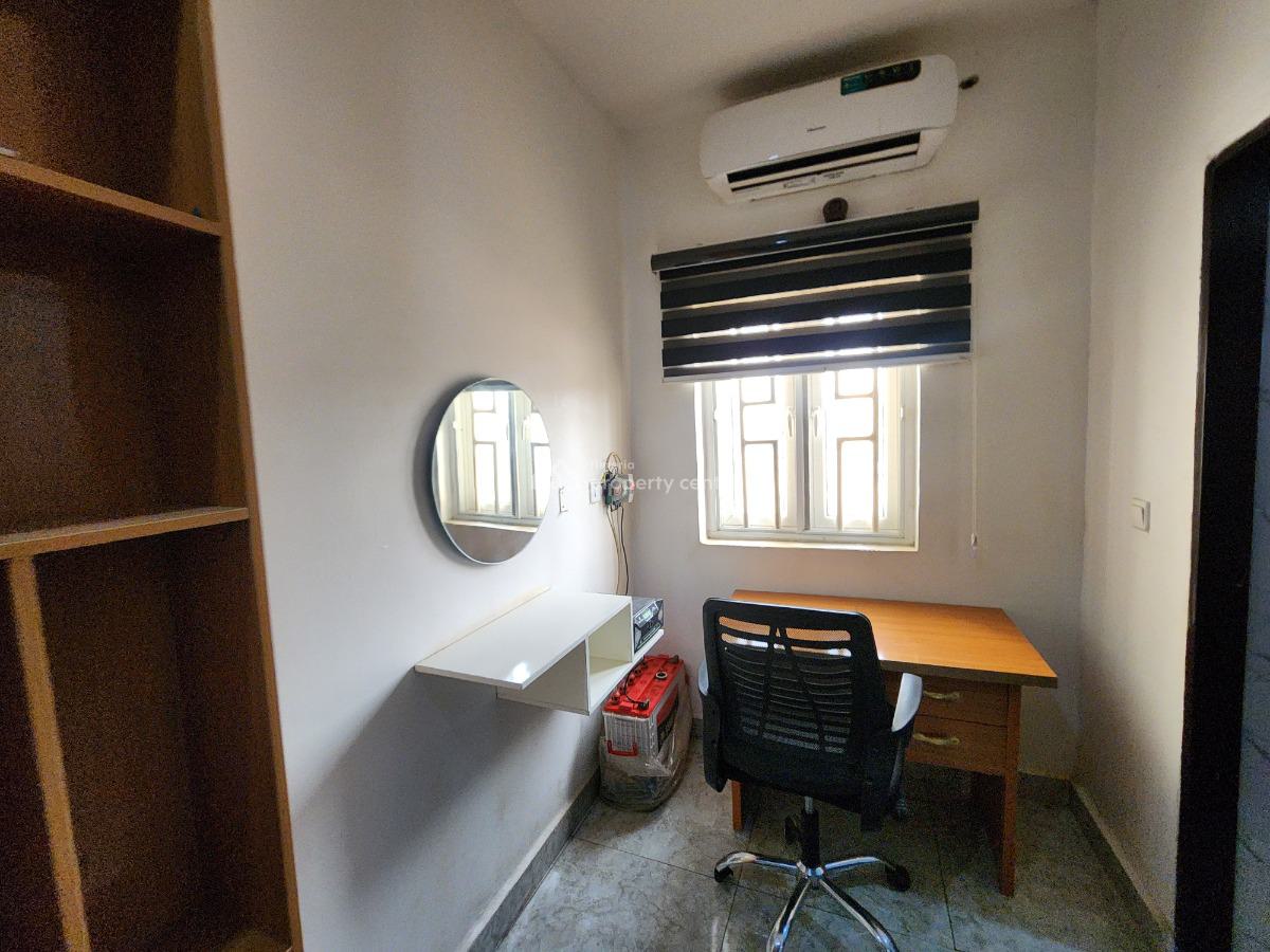 Well Located Luxury One Bedroom Apartment at Wuse Zone One, Abuja, Zone 1, Wuse, Abuja, Mini Flat (room and Parlour) Short Let