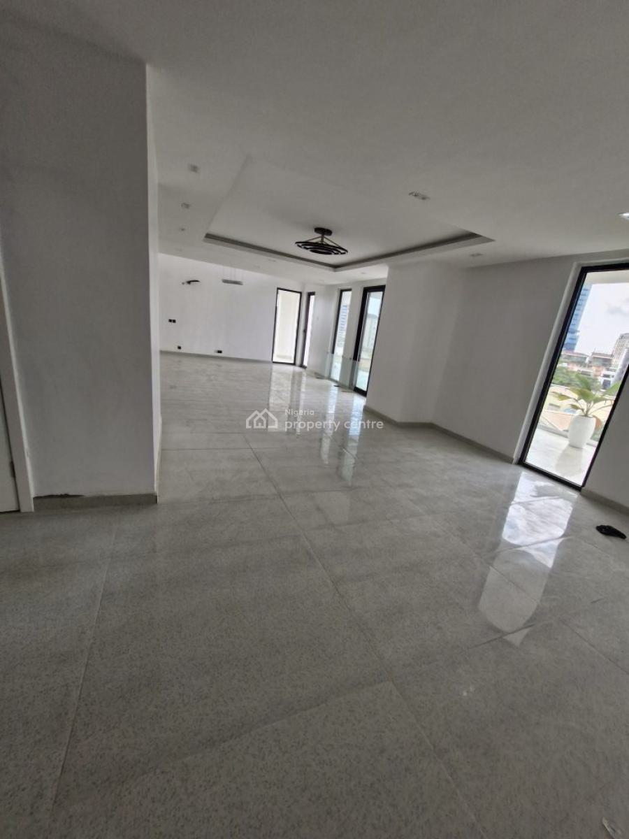 5 Bedrooms Luxury Penthouse with 2 Rooms Bq, Ikoyi, Lagos, House for Sale