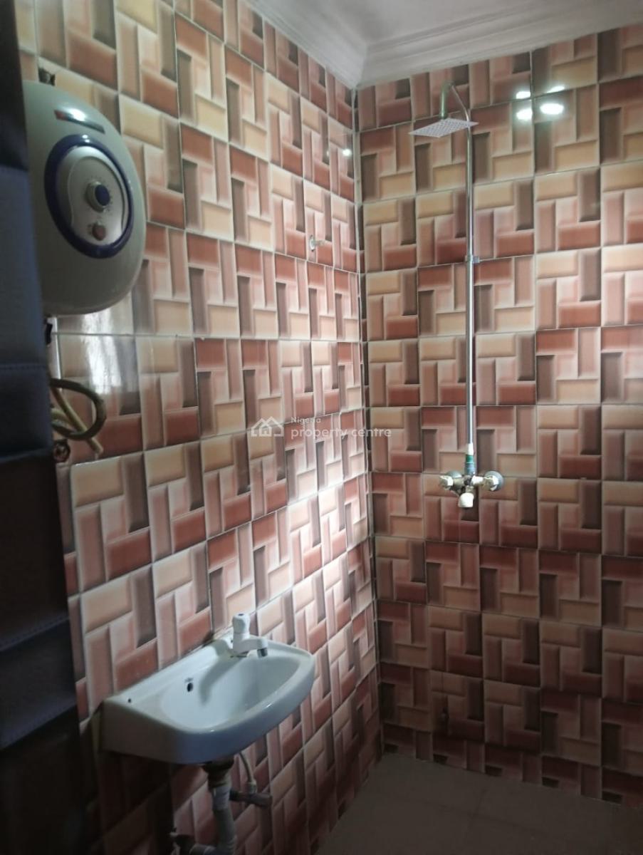 3 Bedroom Flat All Rooms En-suite Upstairs at Harmony Estate, Harmony Estate Magodo Phase 1, Gra Phase 1, Magodo, Lagos, Flat / Apartment for Rent