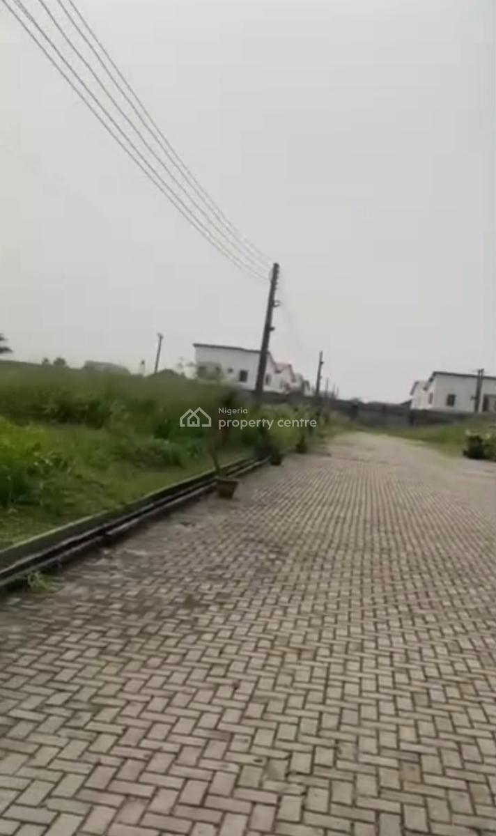 Strategically Located 800sqm in a Well Secure Access Control Estate, C. M. B Road Off Monastery Road Shoprite, Sangotedo, Ajah, Lagos, Residential Land for Sale