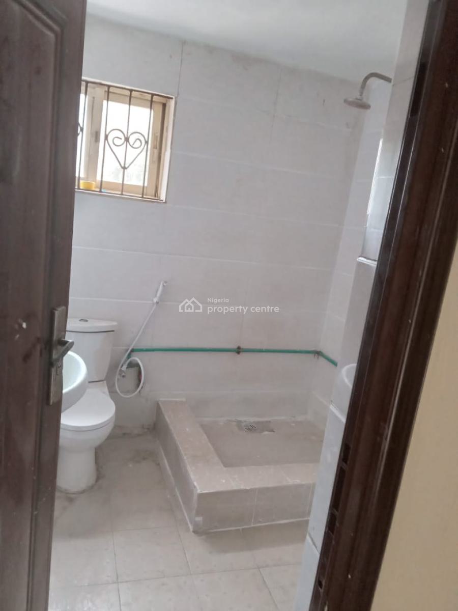Three Bedrooms Apartment, Isheri, Lagos, Flat / Apartment for Rent