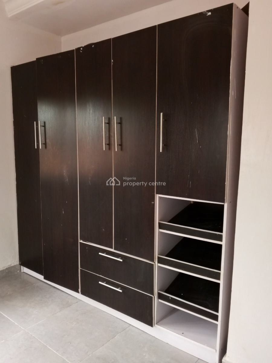 Well Maintained 3 Bedroom Flat, Bundry Estate...., Abijo, Lekki, Lagos, Flat / Apartment for Rent