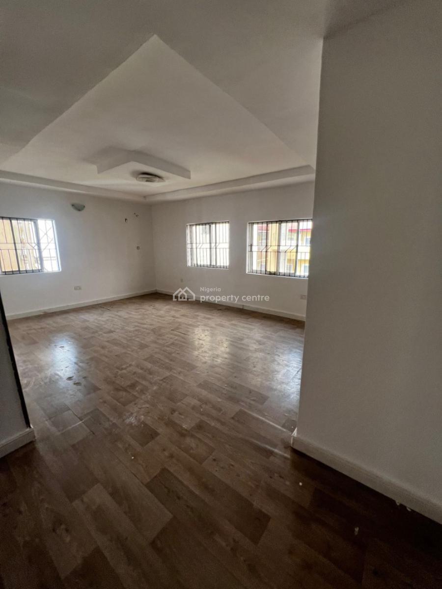 3 Bedroobed Apartment Upstairs Available in a Serene Neighborhood, Ikate, Lekki, Lagos, Flat / Apartment for Rent