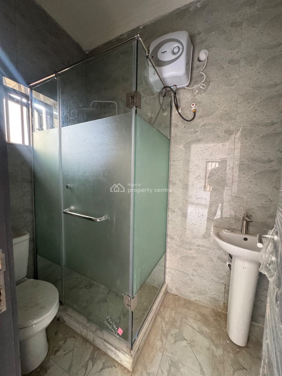 Brand New 3 Bedrooms Flat Available, Ajah, Lagos, Flat / Apartment for Rent