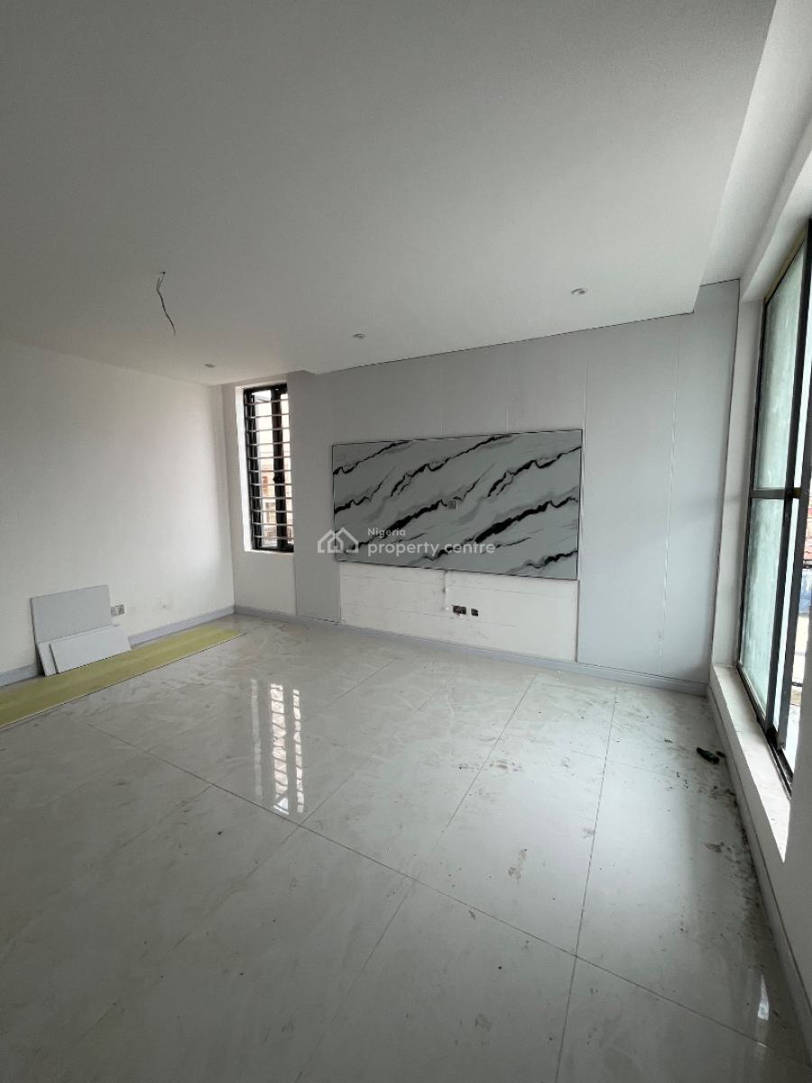 2bedroom Apartment, Ologolo, Lekki, Lagos, Flat / Apartment for Sale