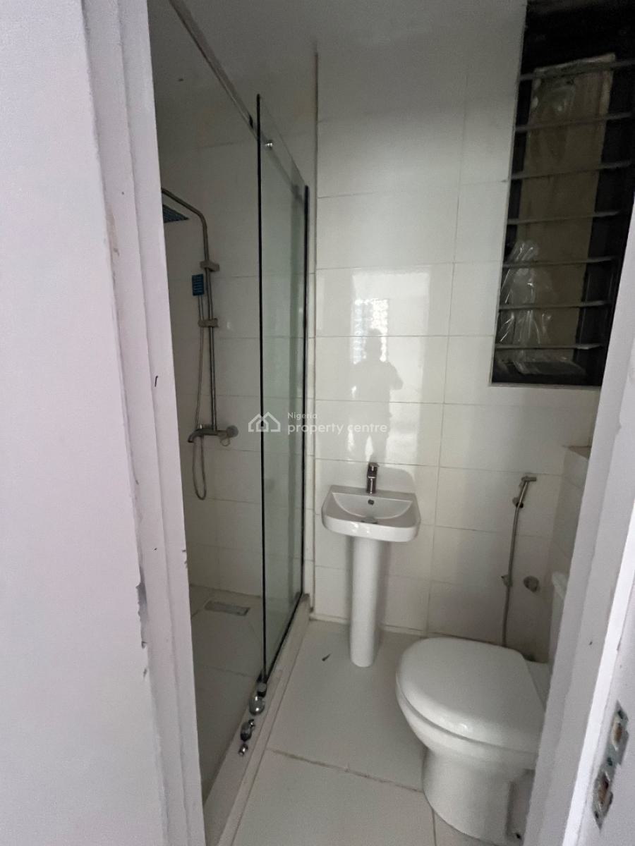 2bedroom Apartment, Ologolo, Lekki, Lagos, Flat / Apartment for Sale
