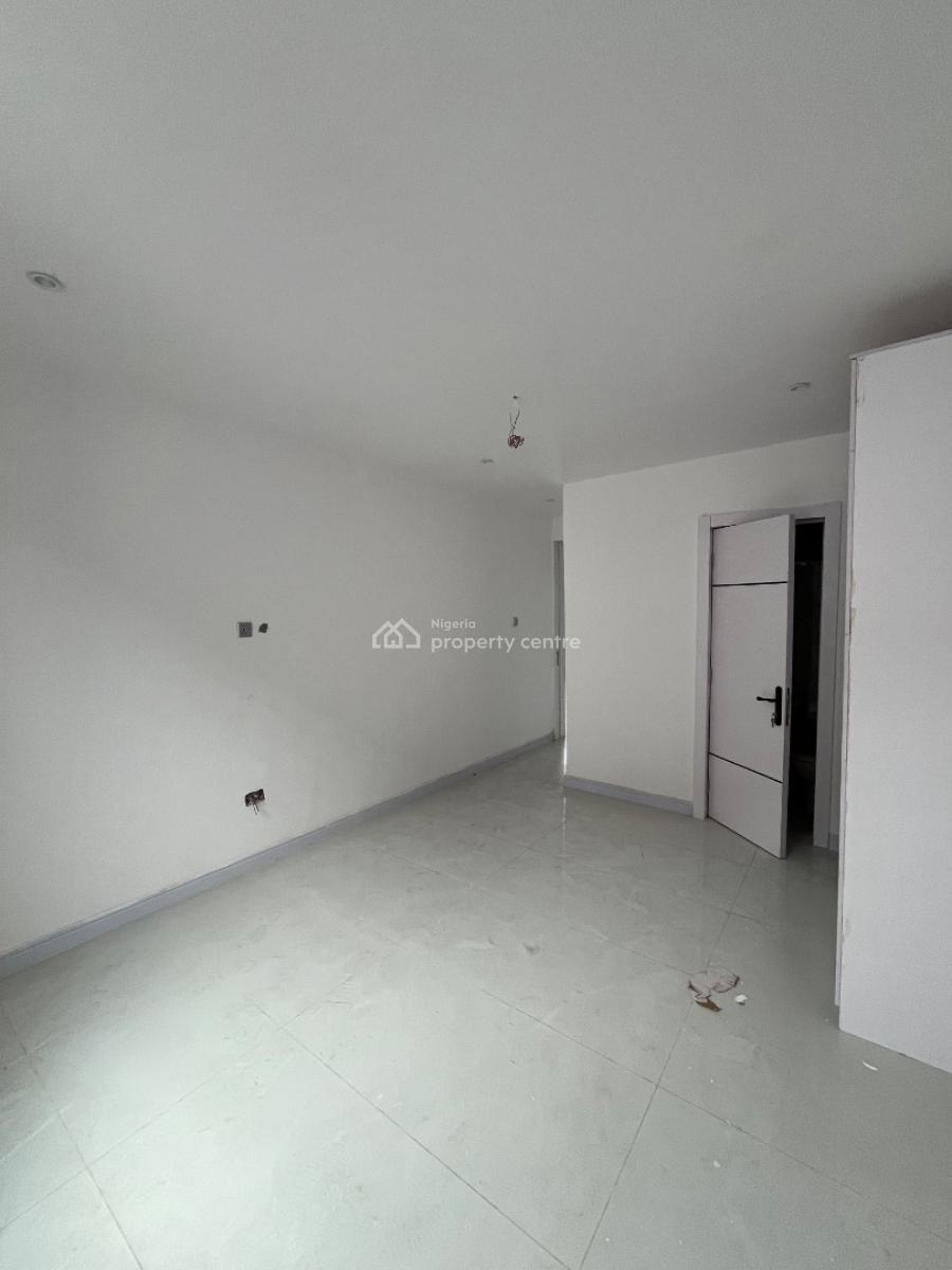 2bedroom Apartment, Ologolo, Lekki, Lagos, Flat / Apartment for Sale