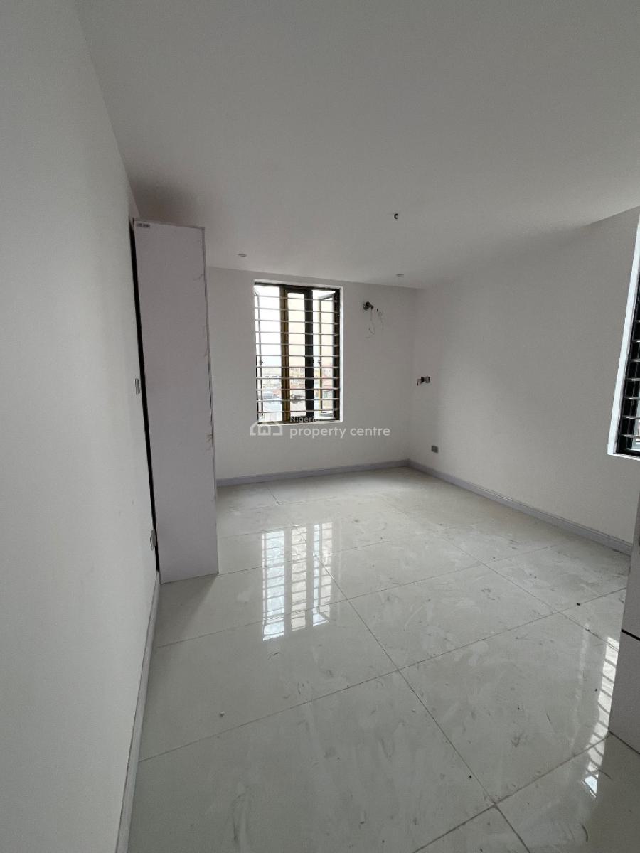 2bedroom Apartment, Ologolo, Lekki, Lagos, Flat / Apartment for Sale
