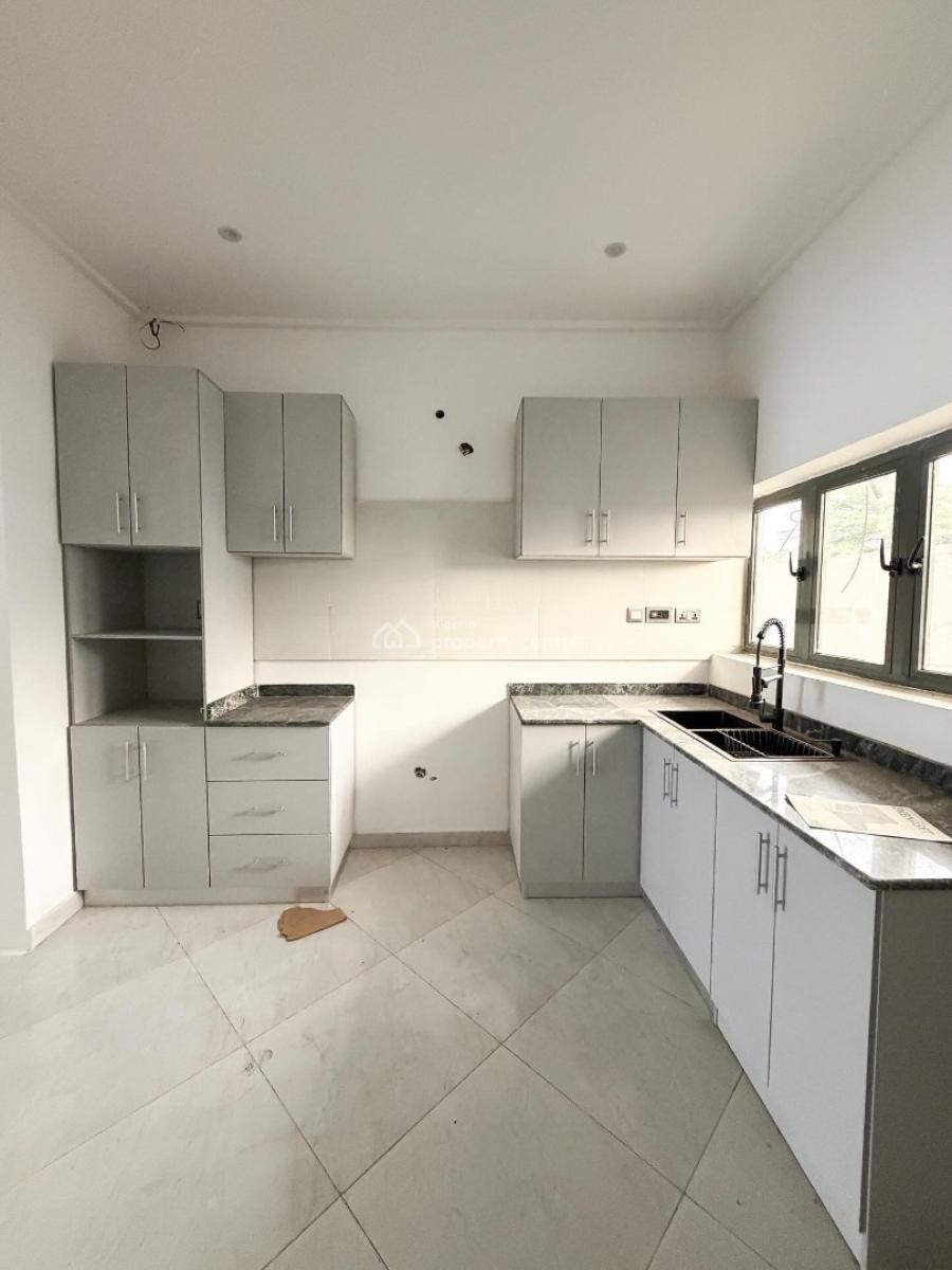 Lovely 3 Bedroom Terrace Duplex with Bq, Chevron, Lekki, Lagos, Terraced Duplex for Sale