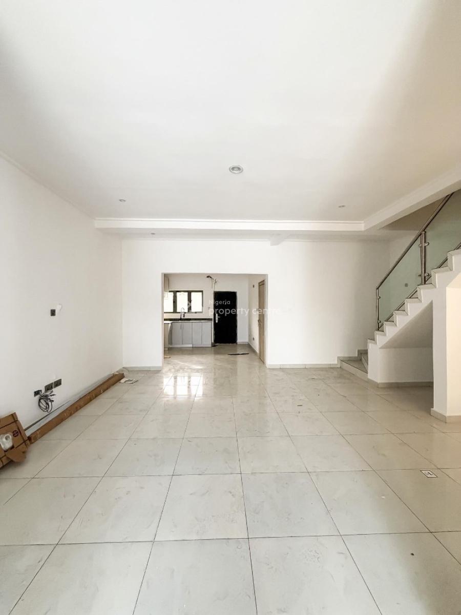 Lovely 3 Bedroom Terrace Duplex with Bq, Chevron, Lekki, Lagos, Terraced Duplex for Sale