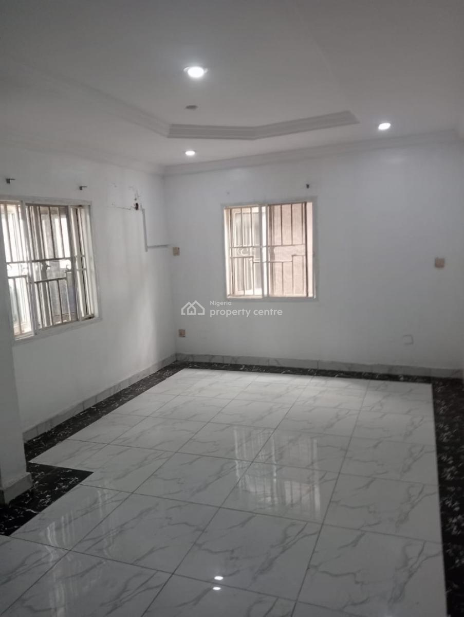 3 Bedroom Flat All Rooms En-suite Upstairs, Harmony Estate, Gra Phase 1, Magodo, Lagos, Flat / Apartment for Rent