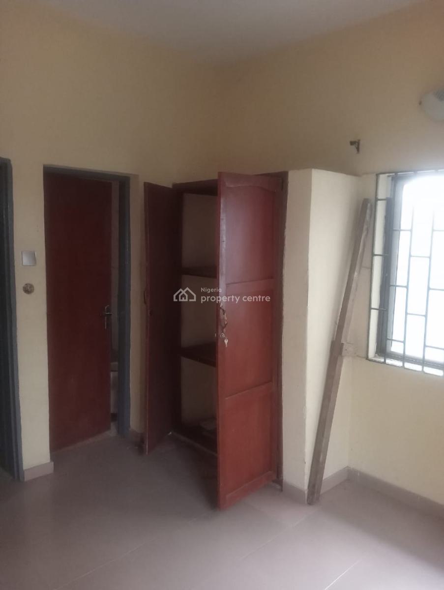 3 Bedroom Flat All Rooms En-suite Downstairs, Hakeem Odumosu Street, Gra Phase 1, Magodo, Lagos, Flat / Apartment for Rent