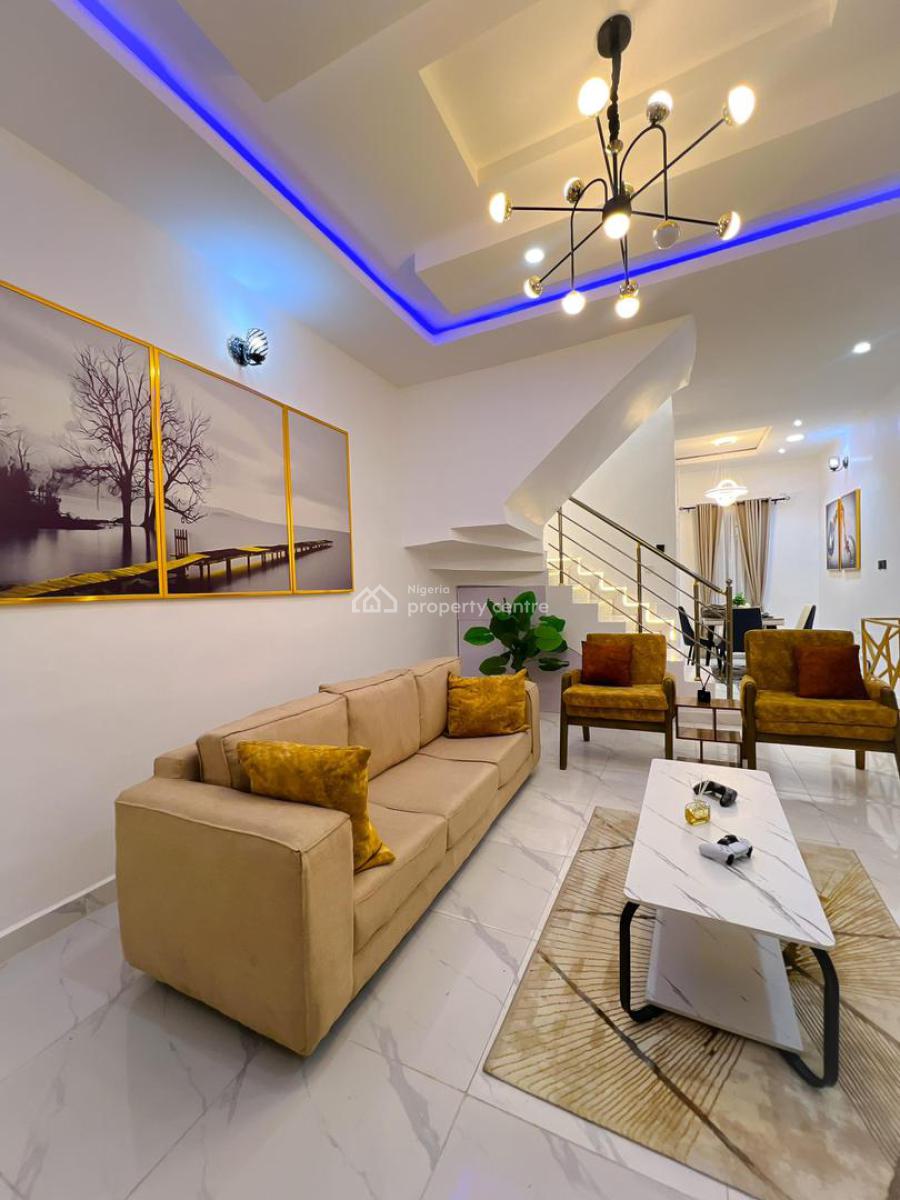 Luxury 2 Bedroom Apartment with Ac and Ps5, Ikota, Lekki, Lagos, Flat / Apartment Short Let