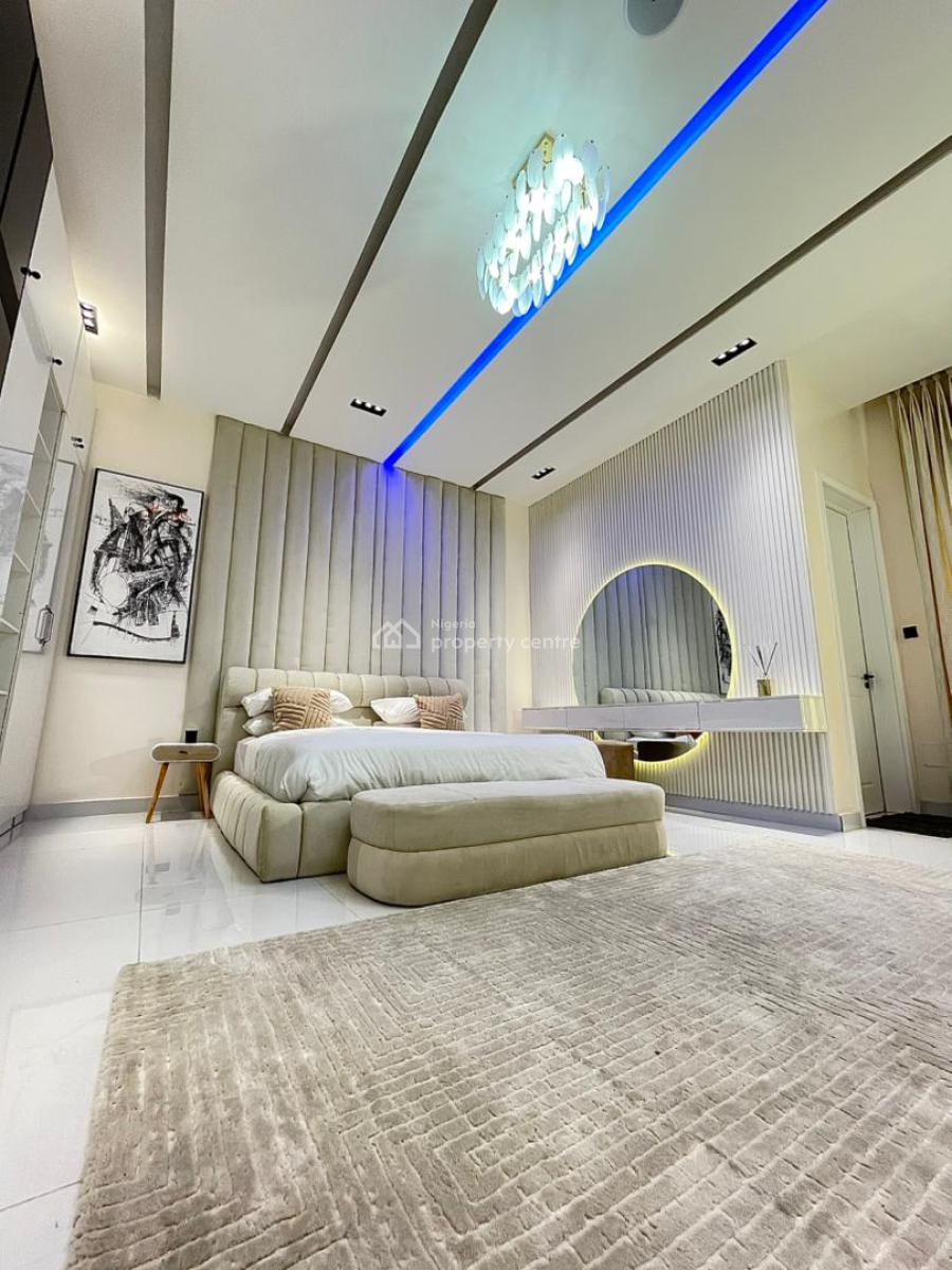 Luxury 4 Bedrooms Apartment Wuth Ps5 and Pool, Ikate, Lekki, Lagos, Flat / Apartment Short Let