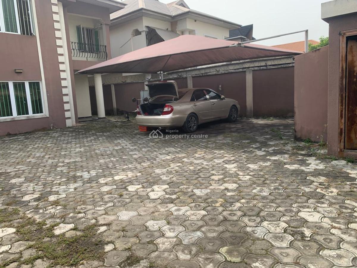 5 Bedrooms Detached House in Prime Location, Off Bisola Durosinmi Etti, Lekki Phase 1, Lekki, Lagos, Detached Duplex for Sale