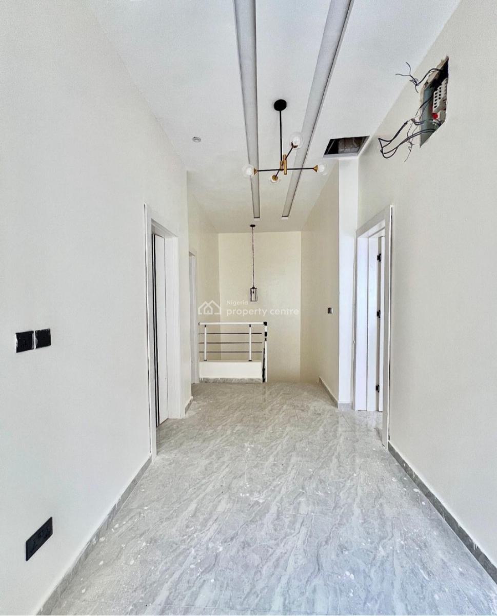 Fully Serviced 4 Bedrooms Terraced Duplex, Osapa, Lekki, Lagos, Terraced Duplex for Sale