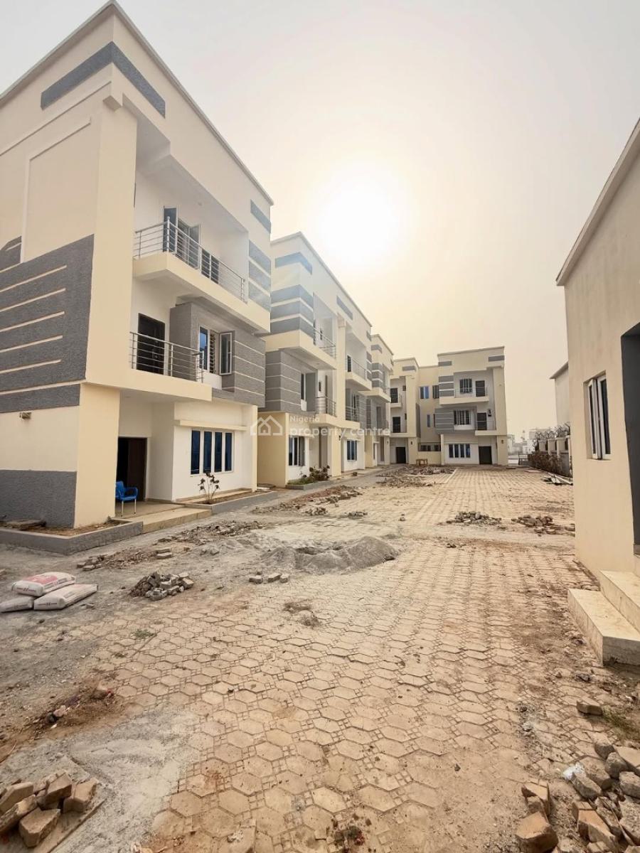 New 4 Bedroom Terrace Duplex with Bq, Guzape, Guzape District, Abuja, Terraced Duplex for Rent