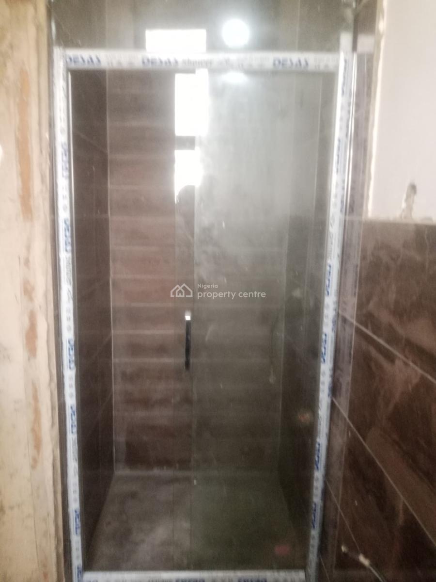 1 Bedroom Apartment, Ogudu, Lagos, Flat / Apartment for Sale