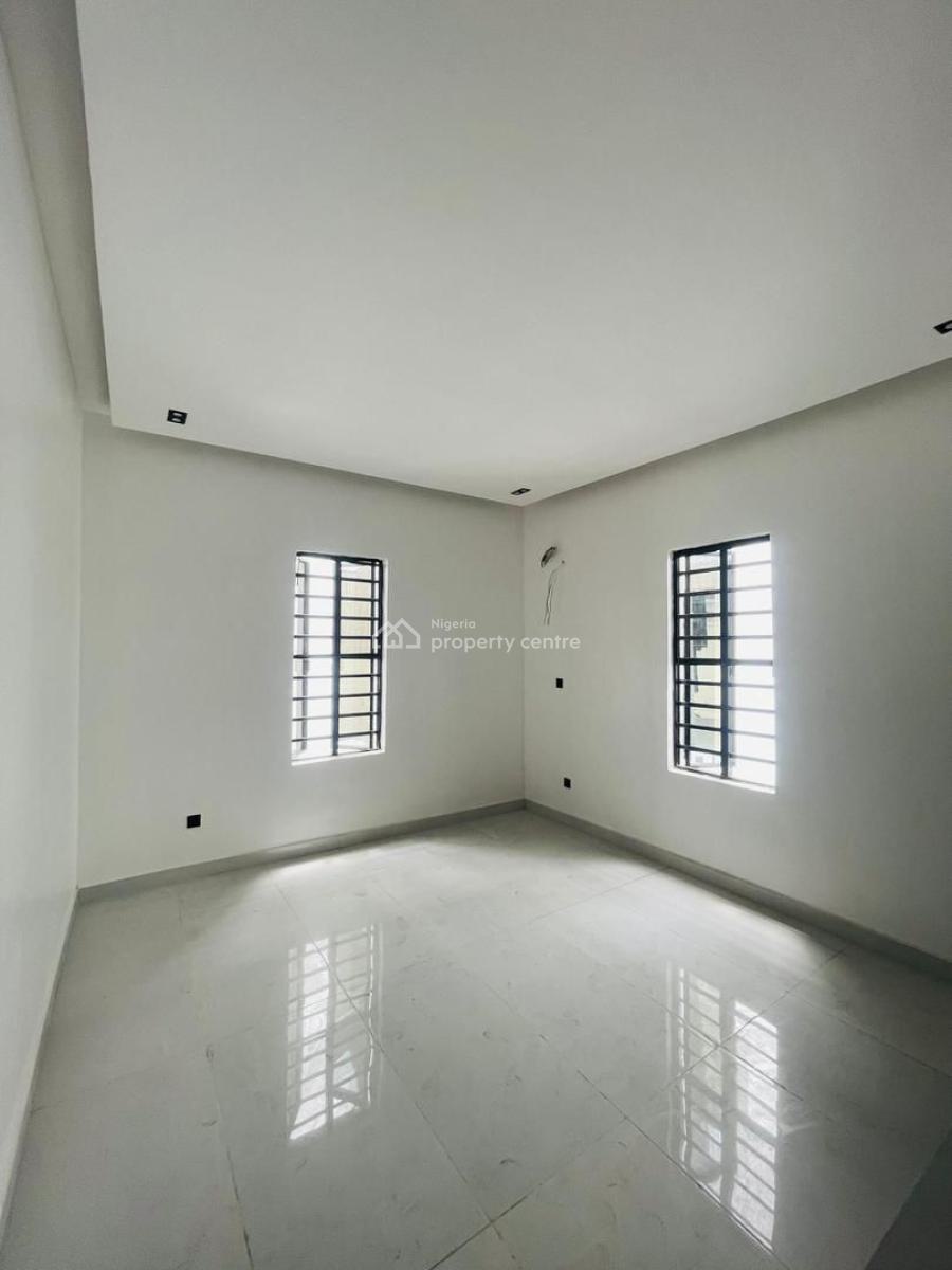 Lovely  5 Bedroom Fully Detached Duplex Plus Bq in a Secured Estate, Chevron Toll Gate, Orchid Road, Lekki, Lagos, Detached Duplex for Sale