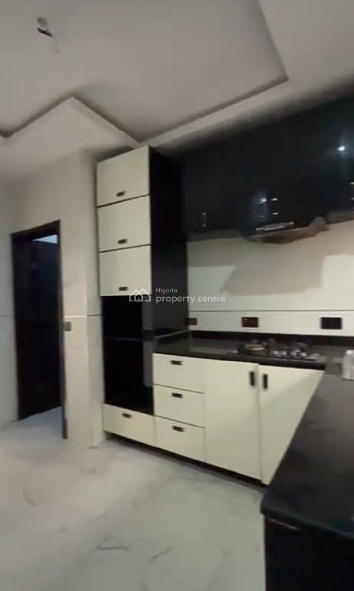 Lovely and Spacious 3 Bedroom Apartment { Video}, Near Blenco Shoppers Hub Addo Road, Ajah, Lagos, Flat / Apartment for Rent