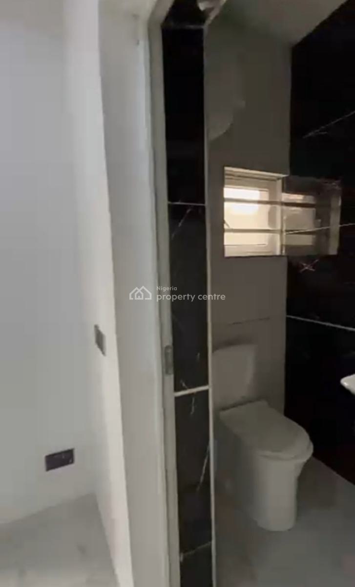 Lovely and Spacious 3 Bedroom Apartment { Video}, Near Blenco Shoppers Hub Addo Road, Ajah, Lagos, Flat / Apartment for Rent