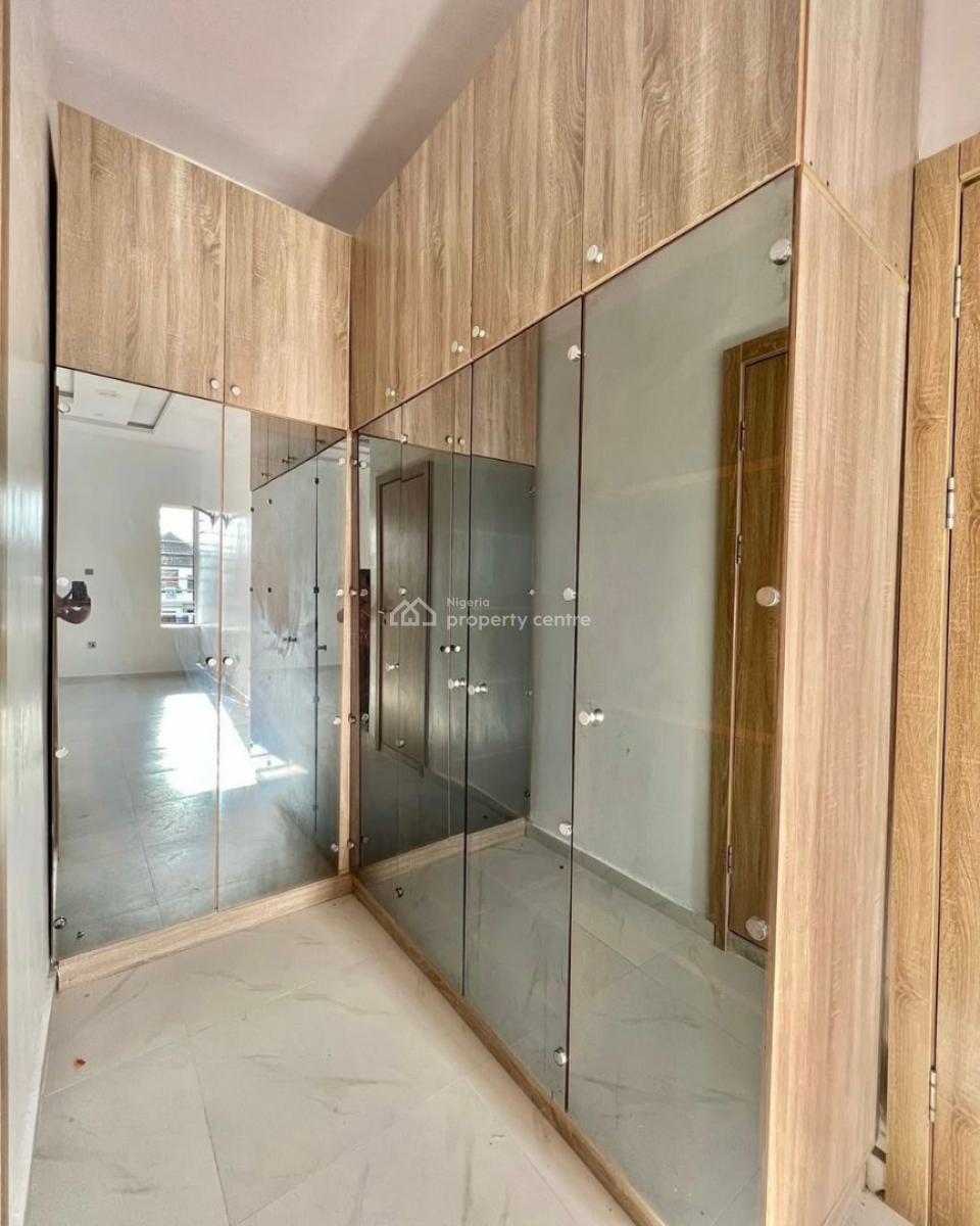 Exquisite 4 Bedroom Semi-detached Duplex with Bq, Chevron Axis, Lekki, Lagos, Semi-detached Duplex for Sale