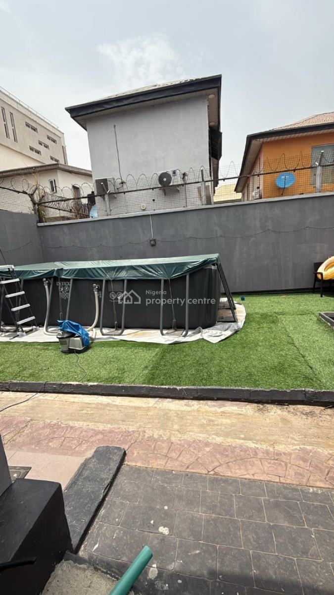 Demolishable 4 Bedroom Detached Bungalow Sitting on 950sqm, One of The Last Few Residential Property on Fola Osibo Street, Lekki Phase 1, Lekki, Lagos, Land for Sale