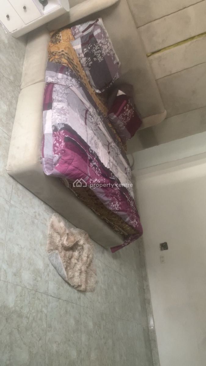 Furnished Master Bedroom, Oral Estate, Lekki Phase 2, Lekki, Lagos, Semi-detached Duplex for Rent