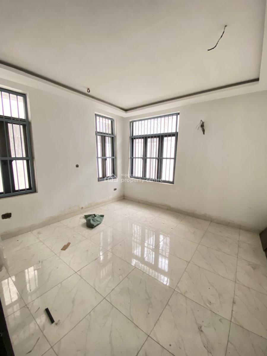 2 Bedroom Apartment, Off Freedom Way, Lekki, Lagos, Flat / Apartment for Rent