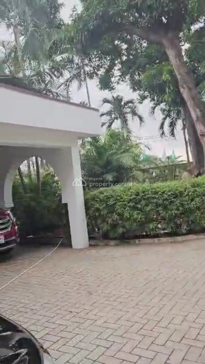 Bungalow on 2000sqm Land, Isaac John, Ikeja Gra, Ikeja, Lagos, Mixed-use Land for Sale