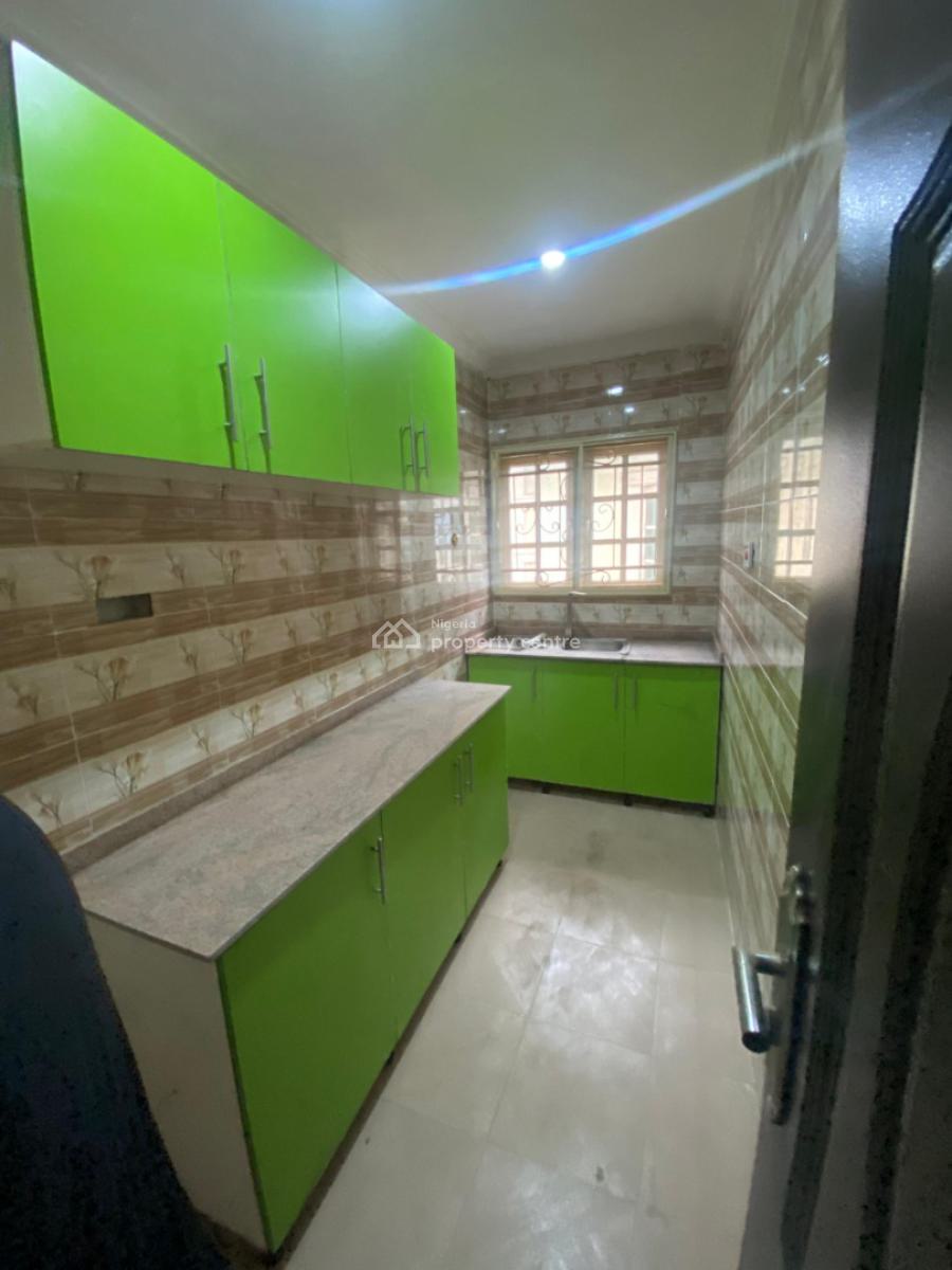 Lovely and Decent 2 Bedroom Flat Upstairs, in an Estate Ojodu Abiodun, Ojodu Berger, Ojodu, Lagos, Flat / Apartment for Rent