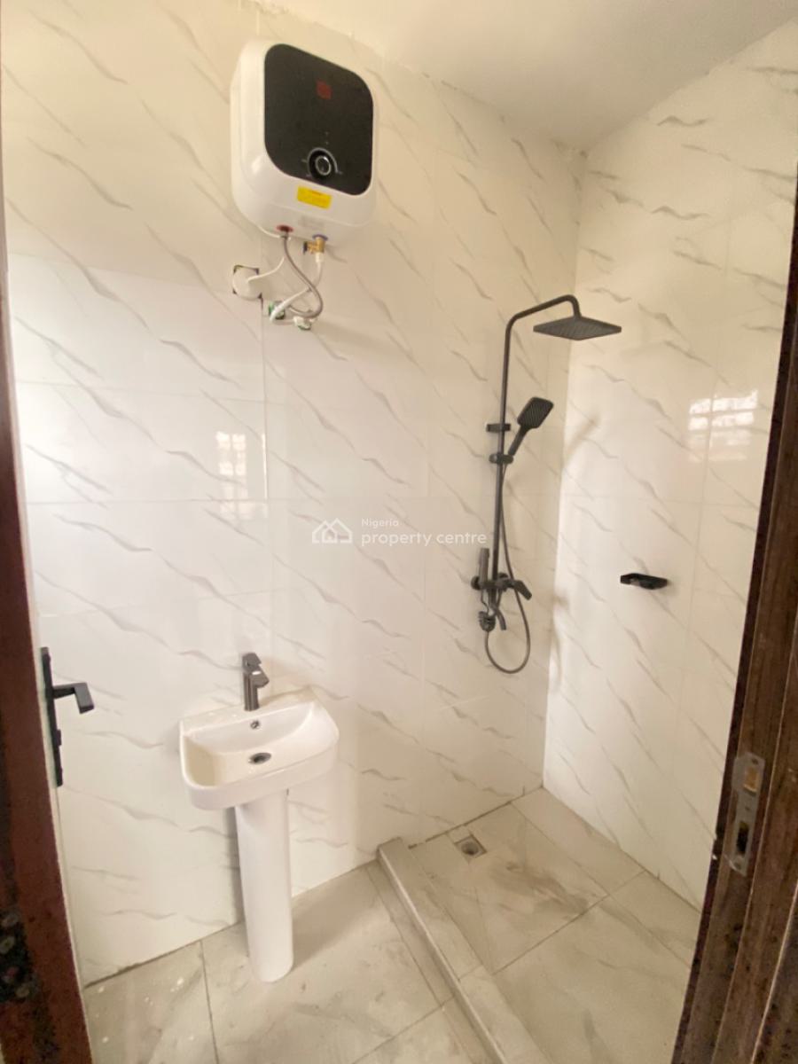 Spacious Newly Built 2 Bedroom Fully Serviced Apartment Available, Igbo Efon, Igbo Efon, Lekki, Lagos, Flat / Apartment for Sale