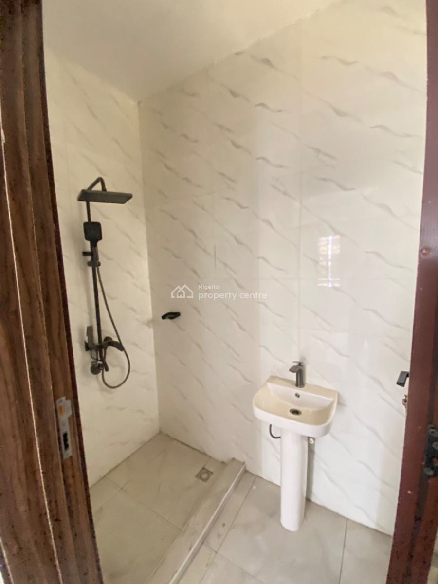 Spacious Newly Built 2 Bedroom Fully Serviced Apartment Available, Igbo Efon, Igbo Efon, Lekki, Lagos, Flat / Apartment for Sale