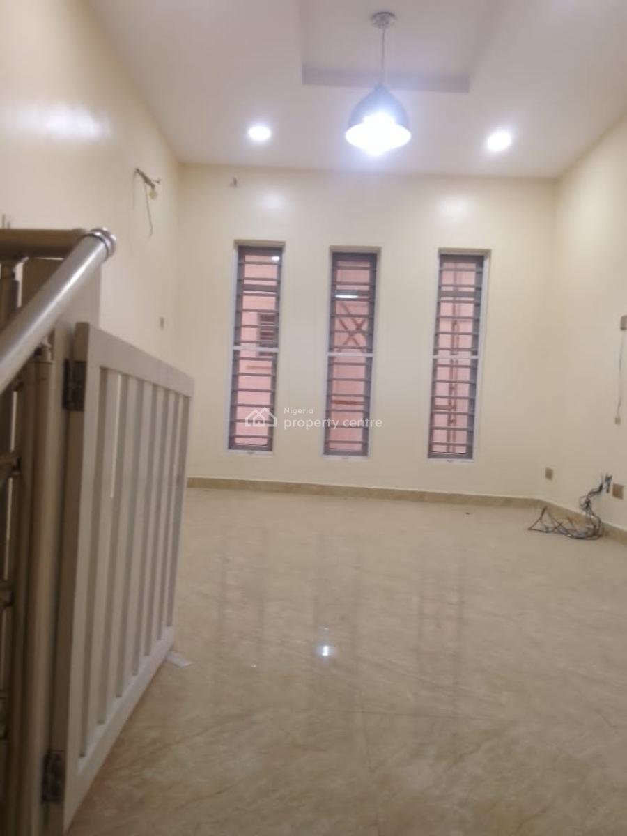 Spacious Three Bedroom Terrace Duplex, Chevy View Estate, Chevron Drive, Lekki Phase 2, Lekki, Lagos, Terraced Duplex for Rent