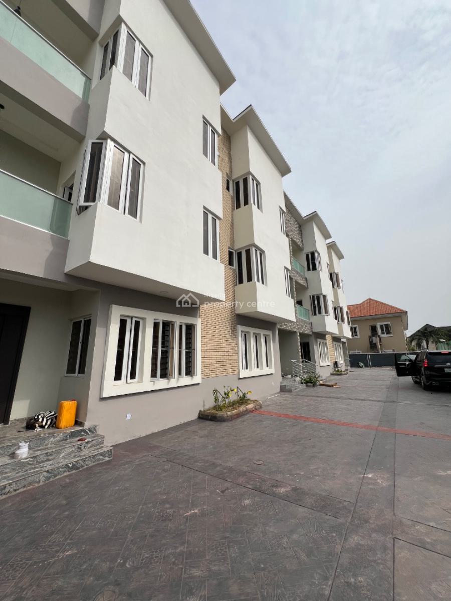 Brand New 4-bedroom Terrace Duplex Located in a Secure Estate, Lekki Phase 1, Lekki, Lagos, Terraced Duplex for Rent