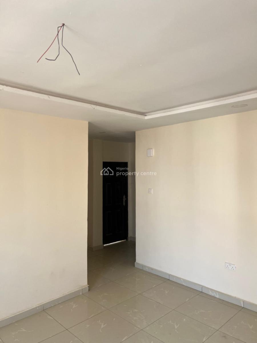 a Very Good 3-bedroom Flat, Paradise Estate Axis., Life Camp, Abuja, Flat / Apartment for Rent