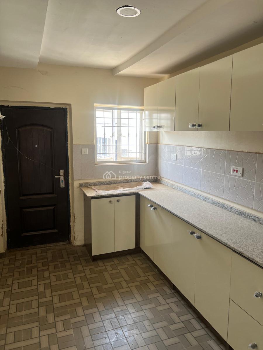 a Very Good 3-bedroom Flat, Paradise Estate Axis., Life Camp, Abuja, Flat / Apartment for Rent