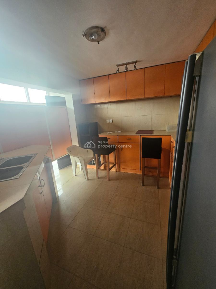 3-bedroom Apartment with Bq, Off Admiralty Way, Lekki Phase 1, Lekki, Lagos, Office Space for Rent