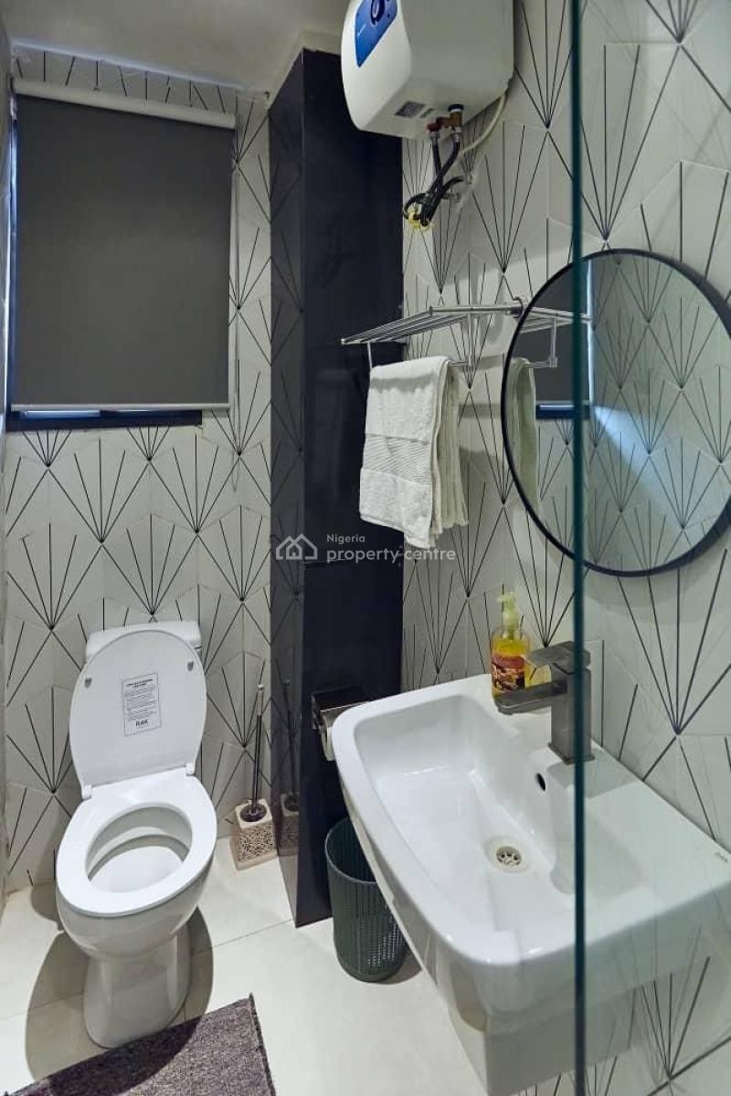 Tastefully Built and Fully Service 2bedroom Flat with Good Facilities, Richmond Gate Estate By Meadow Hall Lekki Lagos., Ikate Elegushi, Lekki, Lagos, Flat / Apartment for Sale