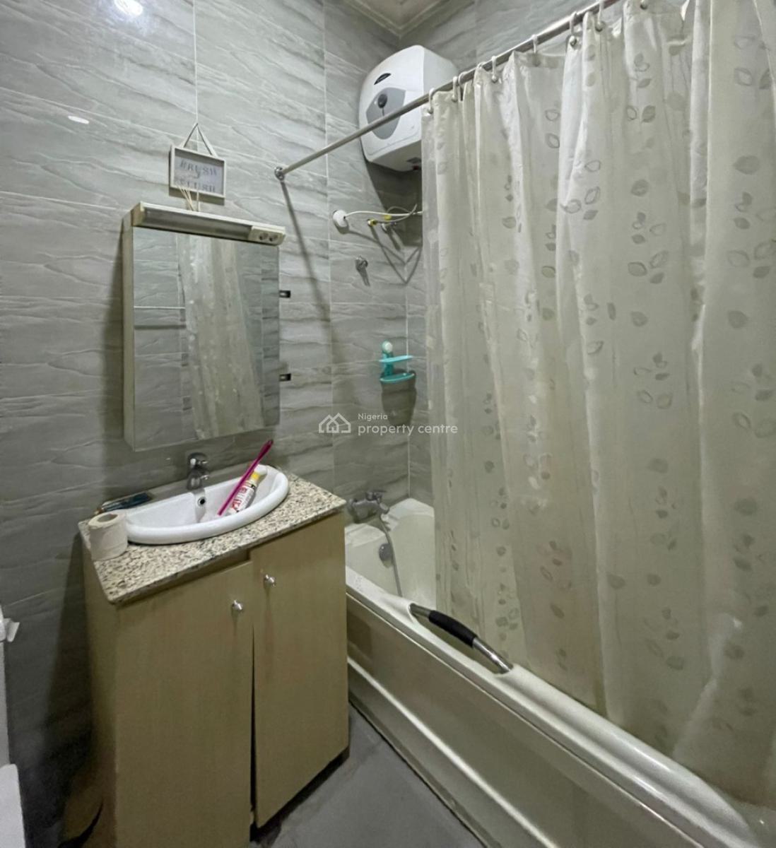 2 Bedrooms Flat, Attahiru Jega Crescent, Katampe Extension, Katampe, Abuja, Flat / Apartment for Rent