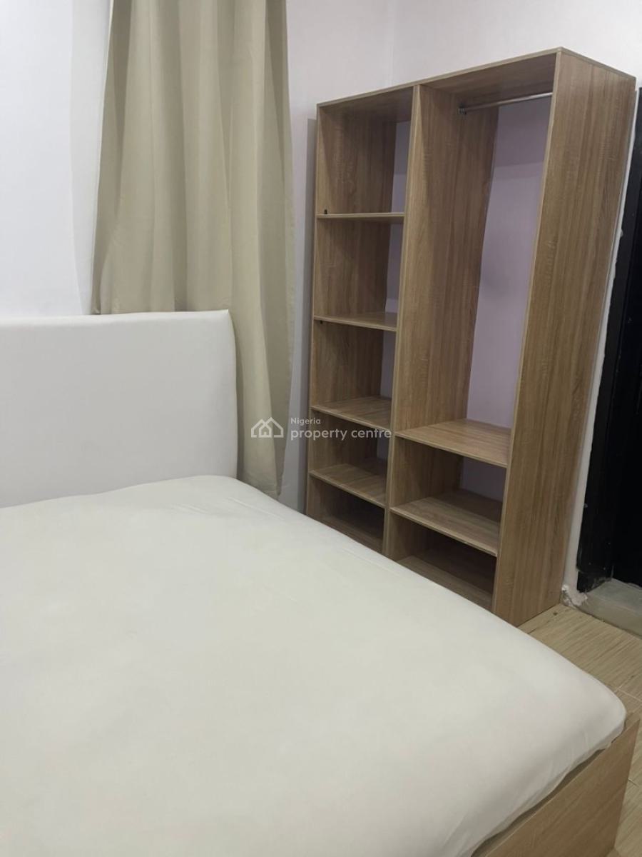 1 Bedroom Miniflat, Osapa, Lekki, Lagos, Mini Flat (room and Parlour) for Rent
