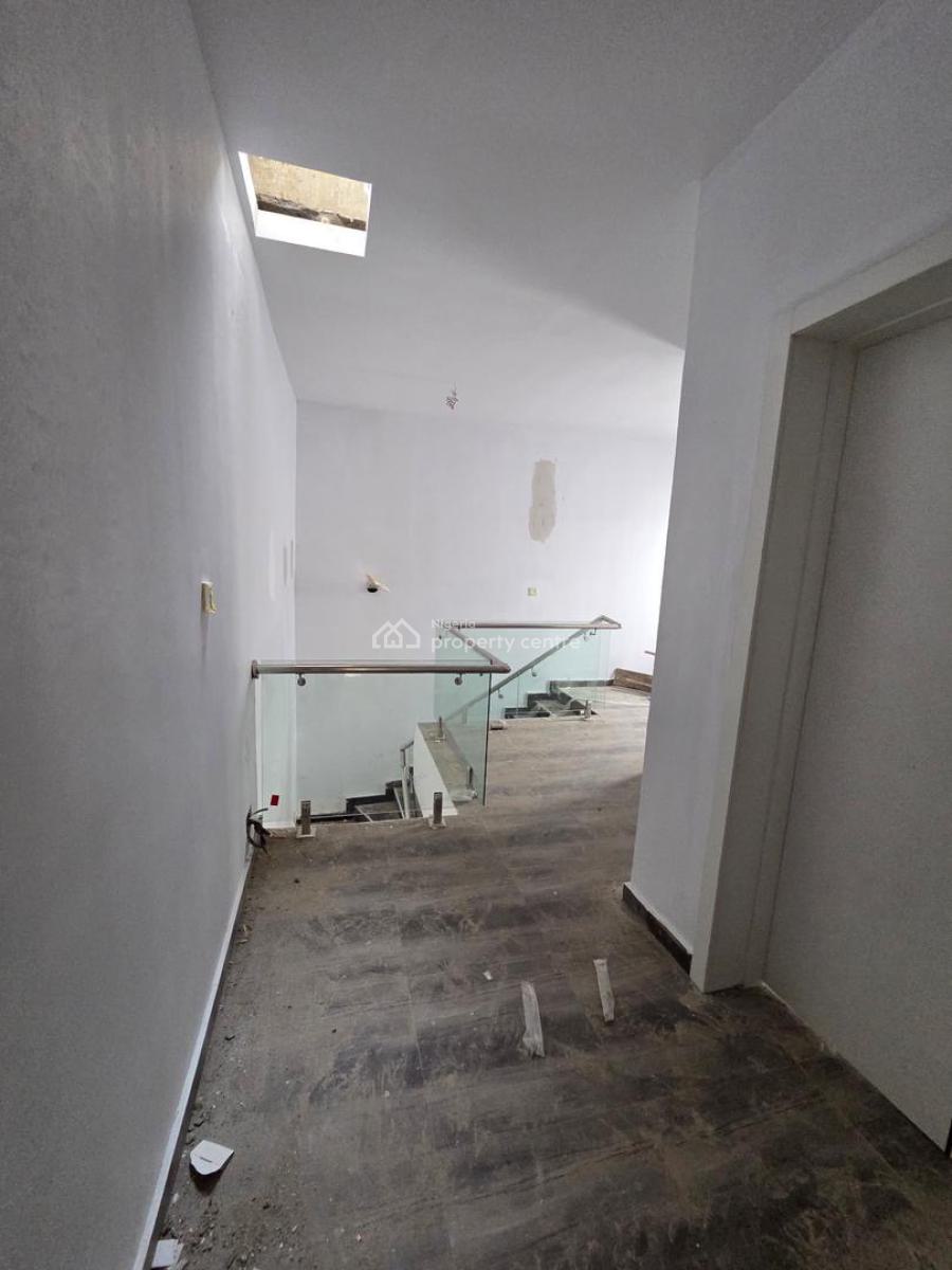 Nicely Built 5 Bedroom House in a Secured Estate, Adeniyi Jones Estate, Ikeja, Ikeja, Lagos, House for Sale