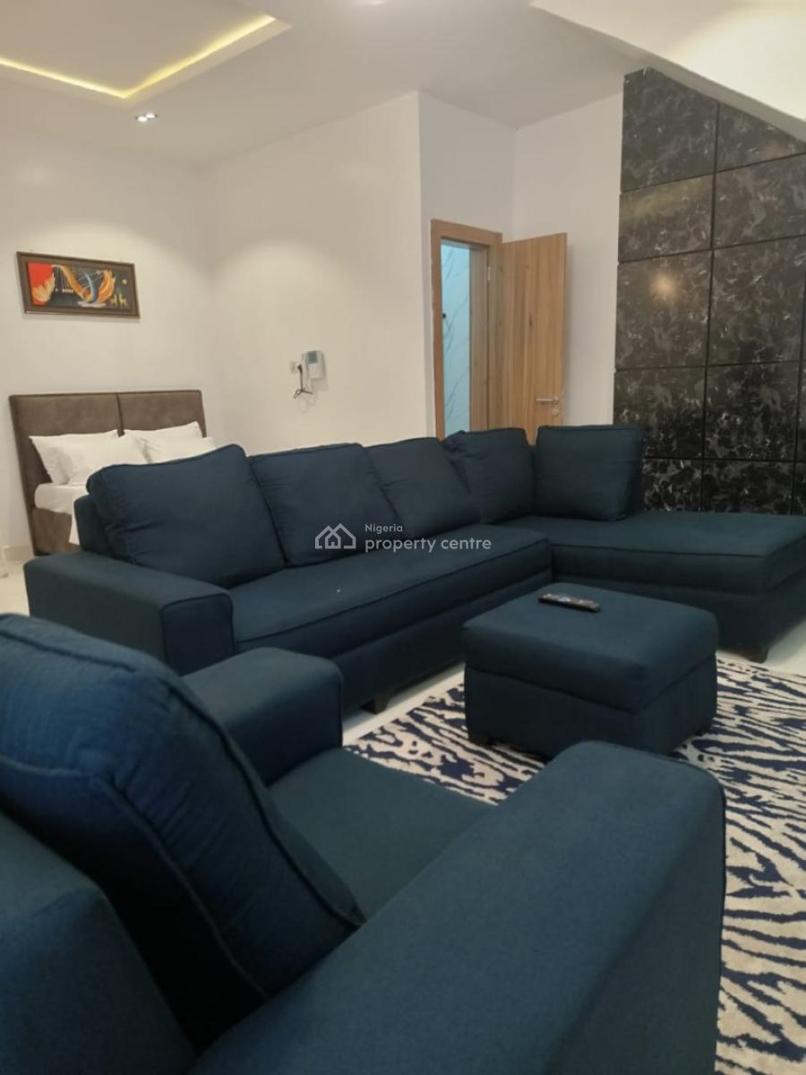 Fully Furnished Miniflat at Admiralty Way Lekki Phase 1, Admiralty Way Lekki Phase One 1, Lekki Phase 1, Lekki, Lagos, Mini Flat (room and Parlour) for Rent